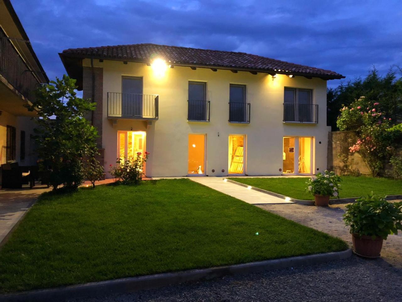 Villa Barbero Alba Langhe Mango Zewnętrze zdjęcie